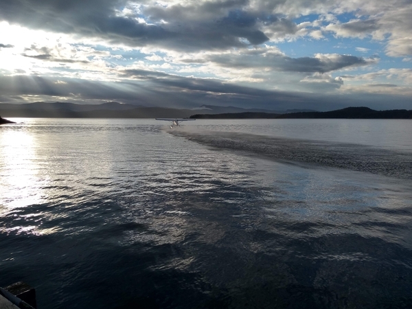 Port Washington Pender Island float plane